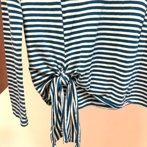 MOVING SALE Anthropologie t.la Striped Long Sleeve Tie Front Top Shirt Small - Picture 4 of 6